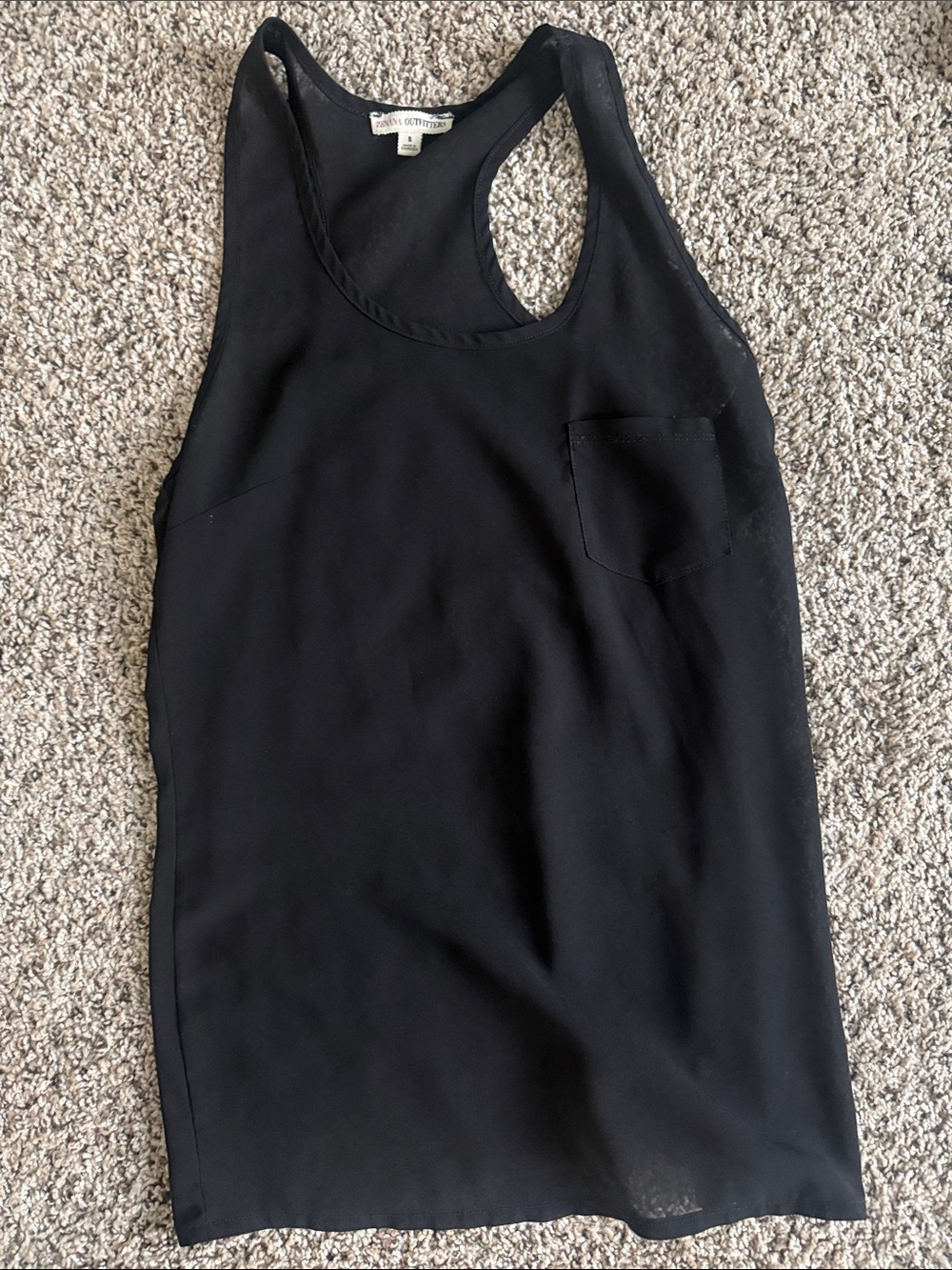 Black Sleeveless Sheer Tank Top with Pocket - Women